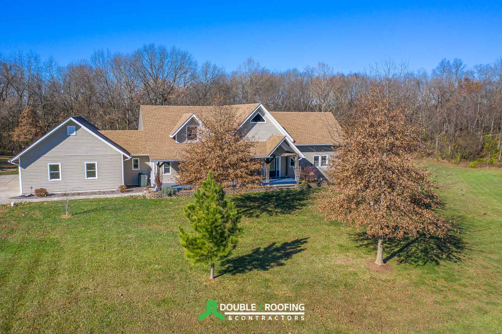 Double J Roofing and Contractors Shakewood