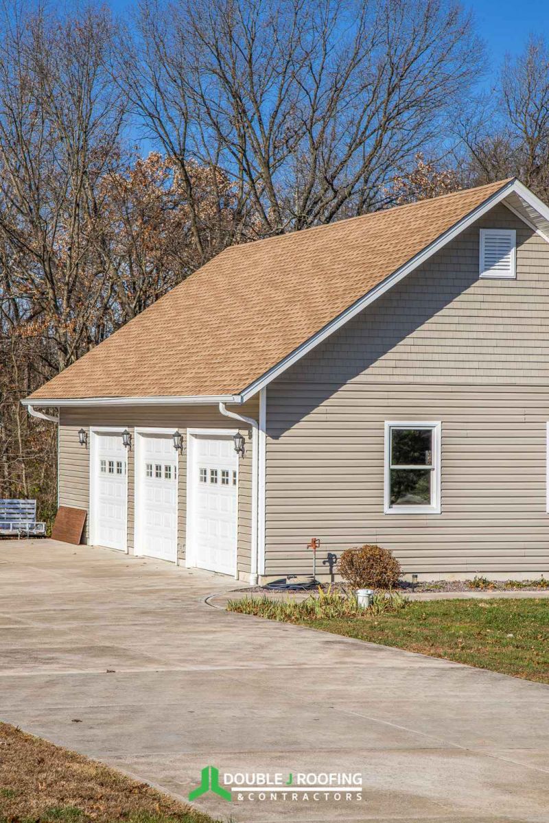 Double J Roofing and Contractors Shakewood